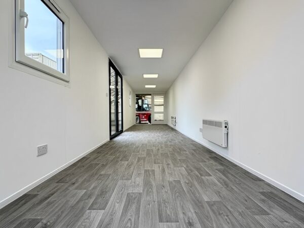 Converted-40ft-Shipping-Container-Open-Plan-Office-Portable-Container-Building-2.jpg