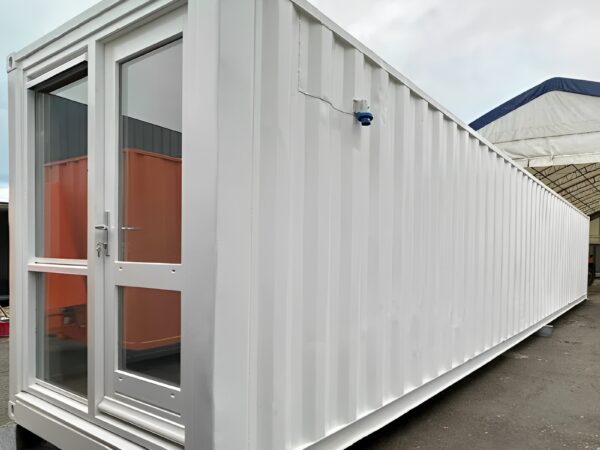 Converted-40ft-Shipping-Container-Open-Plan-Office-Portable-Container-Building-2.jpg